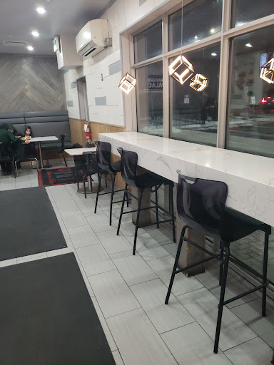Photo of Shawarma Palace - 2910 Woodroffe Ave Unit #3, Nepean, ON K2J 4G3